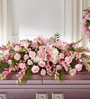 The FTD� Life & Remembrance� Casket Spray